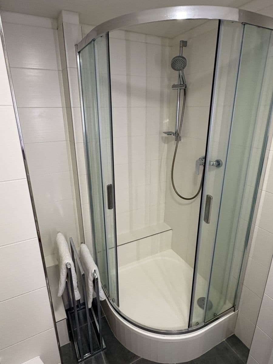 Prenájom bytu 3-izbový 73 m², Lovosická, Praha, Praha Prenájom bytu 3-izbový 73 m², Lovosická, Praha, Praha