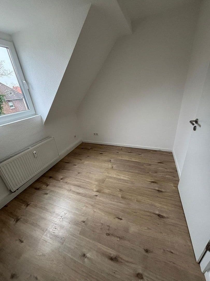 Prenájom bytu 3-izbový 53 m², Bottrop, Severné Porýnie - Westfálsko Prenájom bytu 3-izbový 53 m², Bottrop, Severné Porýnie - Westfálsko