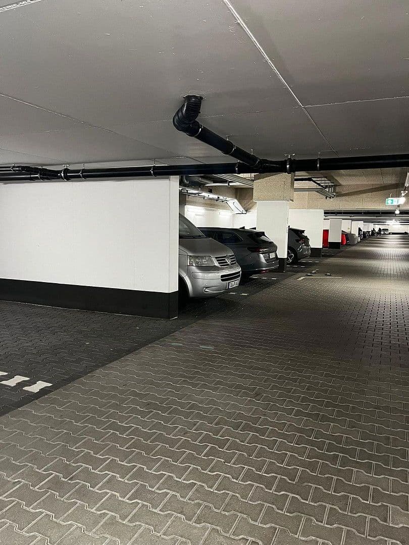 Prenájom bytu 4-izbový 107 m², Wilhelm-Theodor-Roemheldstrasse, Mainz, Porýnie-Falcko Prenájom bytu 4-izbový 107 m², Wilhelm-Theodor-Roemheldstrasse, Mainz, Porýnie-Falcko