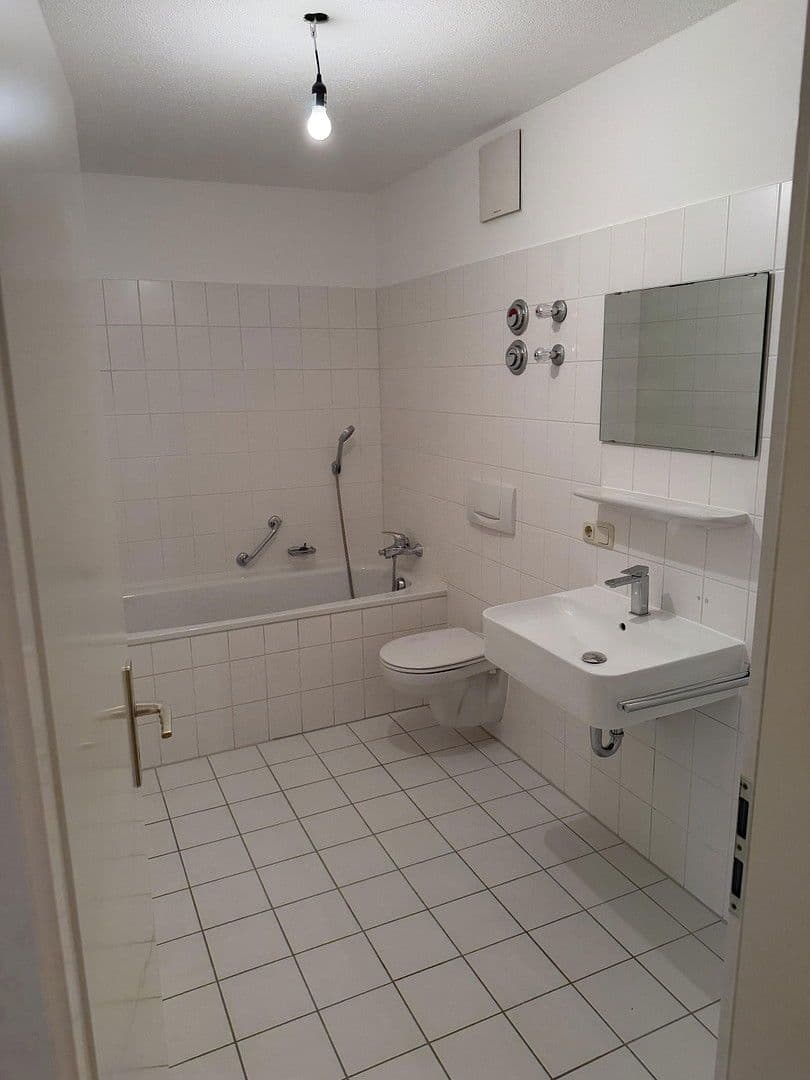 Prenájom bytu 2-izbový 66 m², Moosbauerplatz 8, Bad Endorf, Bavorsko Prenájom bytu 2-izbový 66 m², Moosbauerplatz 8, Bad Endorf, Bavorsko