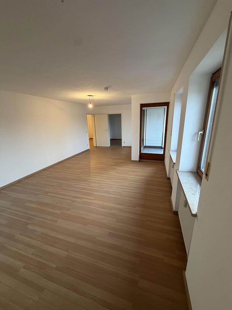 Prenájom bytu 2-izbový 66 m², Moosbauerplatz 8, Bad Endorf, Bavorsko Prenájom bytu 2-izbový 66 m², Moosbauerplatz 8, Bad Endorf, Bavorsko