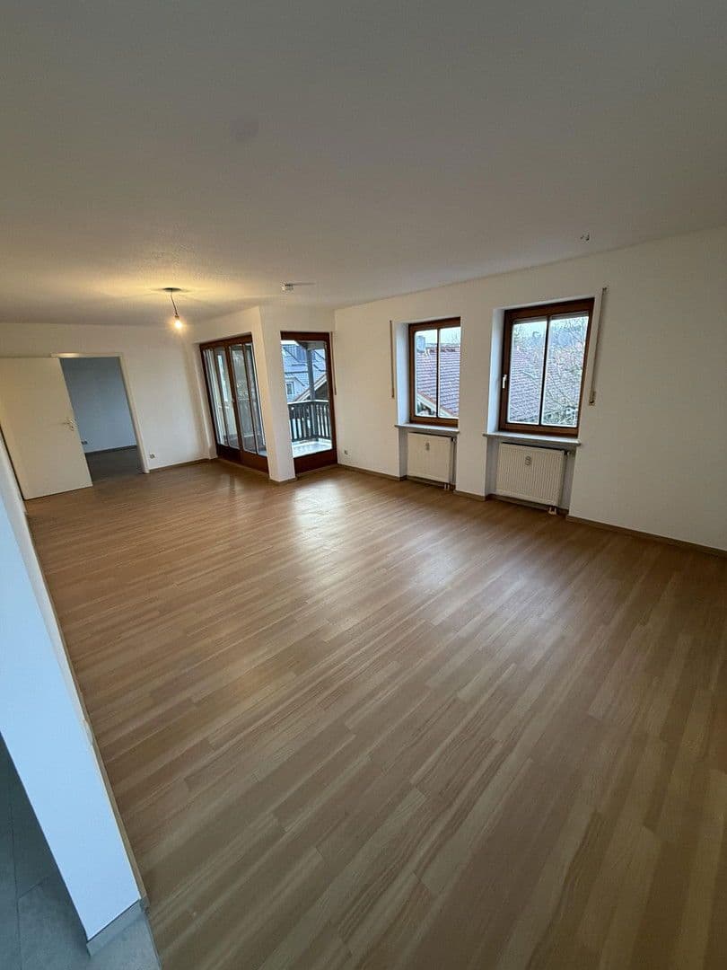 Prenájom bytu 2-izbový 66 m², Moosbauerplatz 8, Bad Endorf, Bavorsko Prenájom bytu 2-izbový 66 m², Moosbauerplatz 8, Bad Endorf, Bavorsko