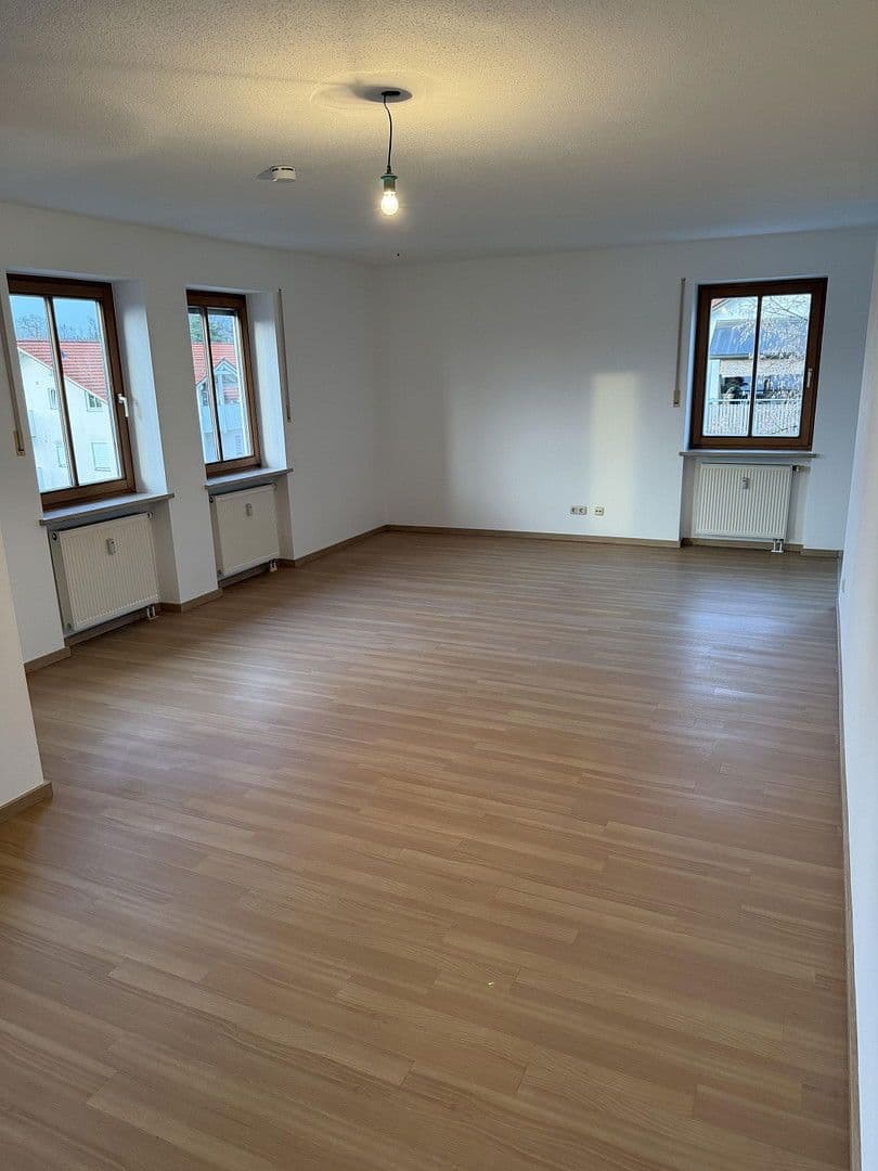 Prenájom bytu 2-izbový 66 m², Moosbauerplatz 8, Bad Endorf, Bavorsko Prenájom bytu 2-izbový 66 m², Moosbauerplatz 8, Bad Endorf, Bavorsko