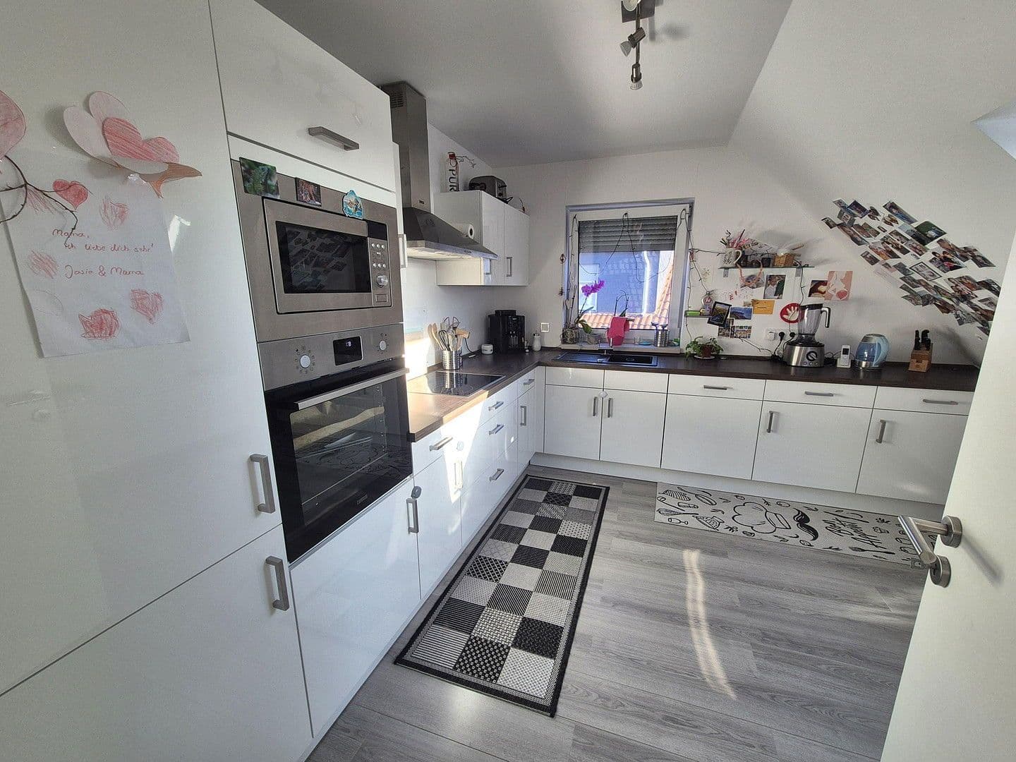 Prenájom bytu 4-izbový 129 m², Gelnhausen, Hesensko Prenájom bytu 4-izbový 129 m², Gelnhausen, Hesensko