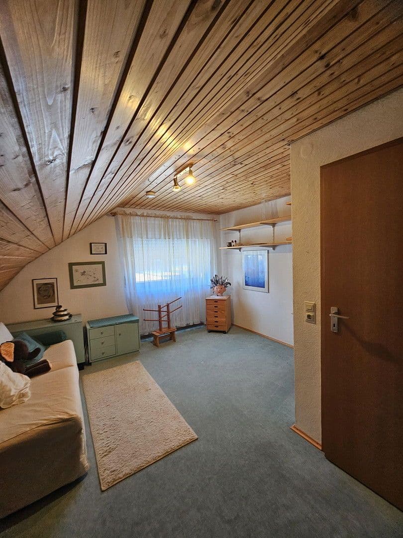 Predaj domu 128 m², pozemek 748 m², Brahmsweg 12, Herbrechtingen, Bádensko-Wurttembersko Predaj domu 128 m², pozemek 748 m², Brahmsweg 12, Herbrechtingen, Bádensko-Wurttembersko