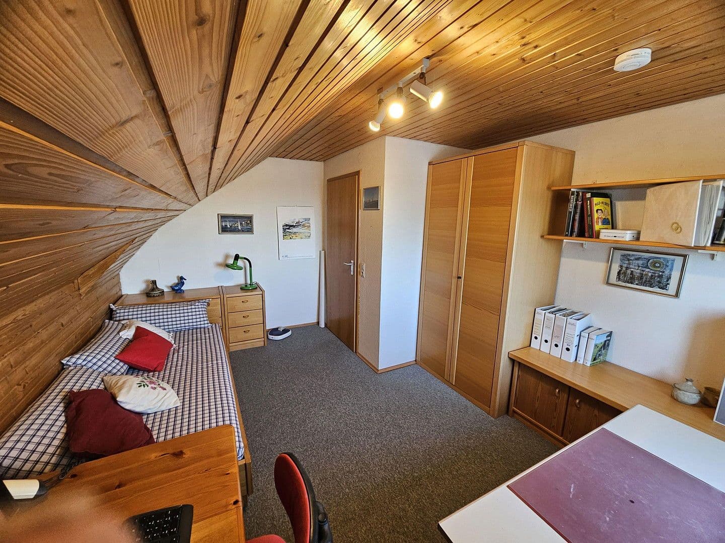 Predaj domu 128 m², pozemek 748 m², Brahmsweg 12, Herbrechtingen, Bádensko-Wurttembersko Predaj domu 128 m², pozemek 748 m², Brahmsweg 12, Herbrechtingen, Bádensko-Wurttembersko