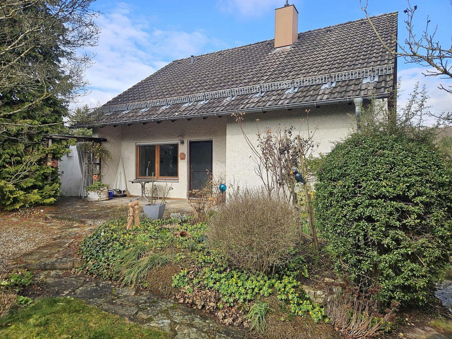 Predaj domu 128 m², pozemek 748 m², Brahmsweg 12, Herbrechtingen, Bádensko-Wurttembersko Predaj domu 128 m², pozemek 748 m², Brahmsweg 12, Herbrechtingen, Bádensko-Wurttembersko