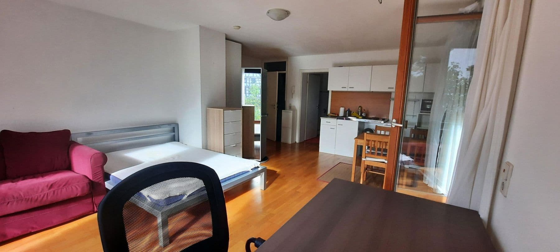 Prenájom bytu 1-izbový 35 m², Stuttgart, Bádensko-Wurttembersko Prenájom bytu 1-izbový 35 m², Stuttgart, Bádensko-Wurttembersko