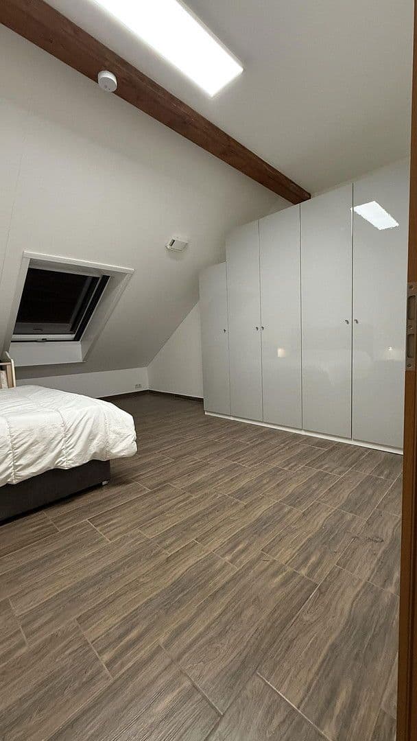 Predaj domu 145 m², pozemek 232 m², Neckarsteinach, Hesensko Predaj domu 145 m², pozemek 232 m², Neckarsteinach, Hesensko