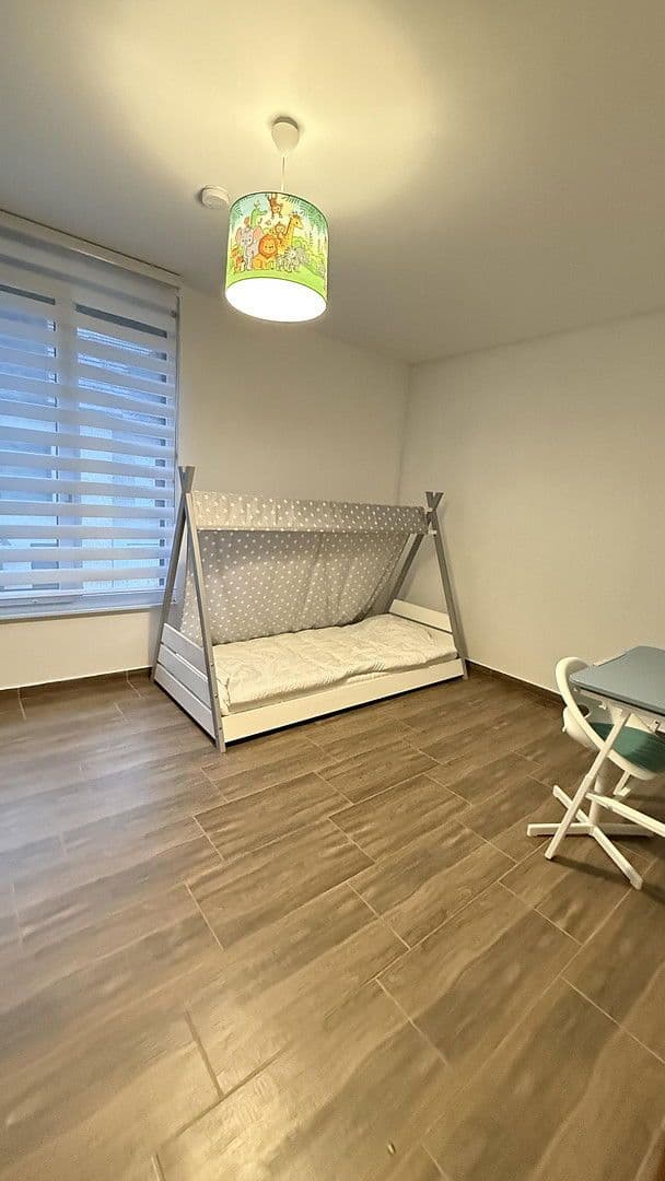 Predaj domu 145 m², pozemek 232 m², Neckarsteinach, Hesensko Predaj domu 145 m², pozemek 232 m², Neckarsteinach, Hesensko