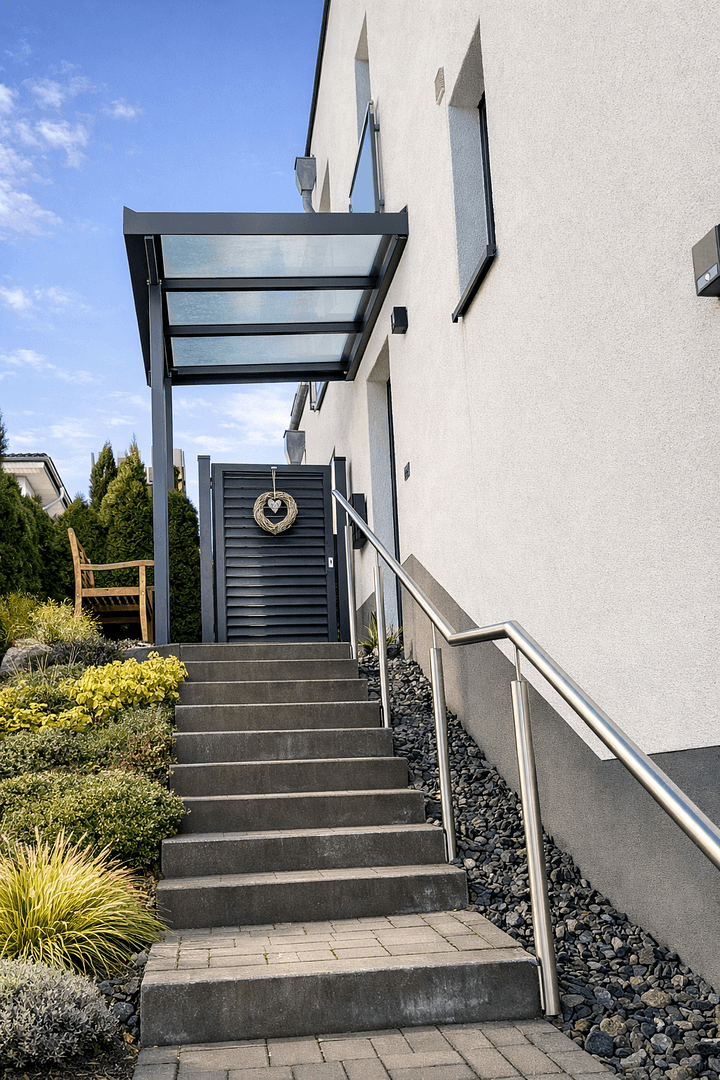 Prenájom domu 180 m², pozemek 393 m², Linz am Rhein, Porýnie-Falcko Prenájom domu 180 m², pozemek 393 m², Linz am Rhein, Porýnie-Falcko