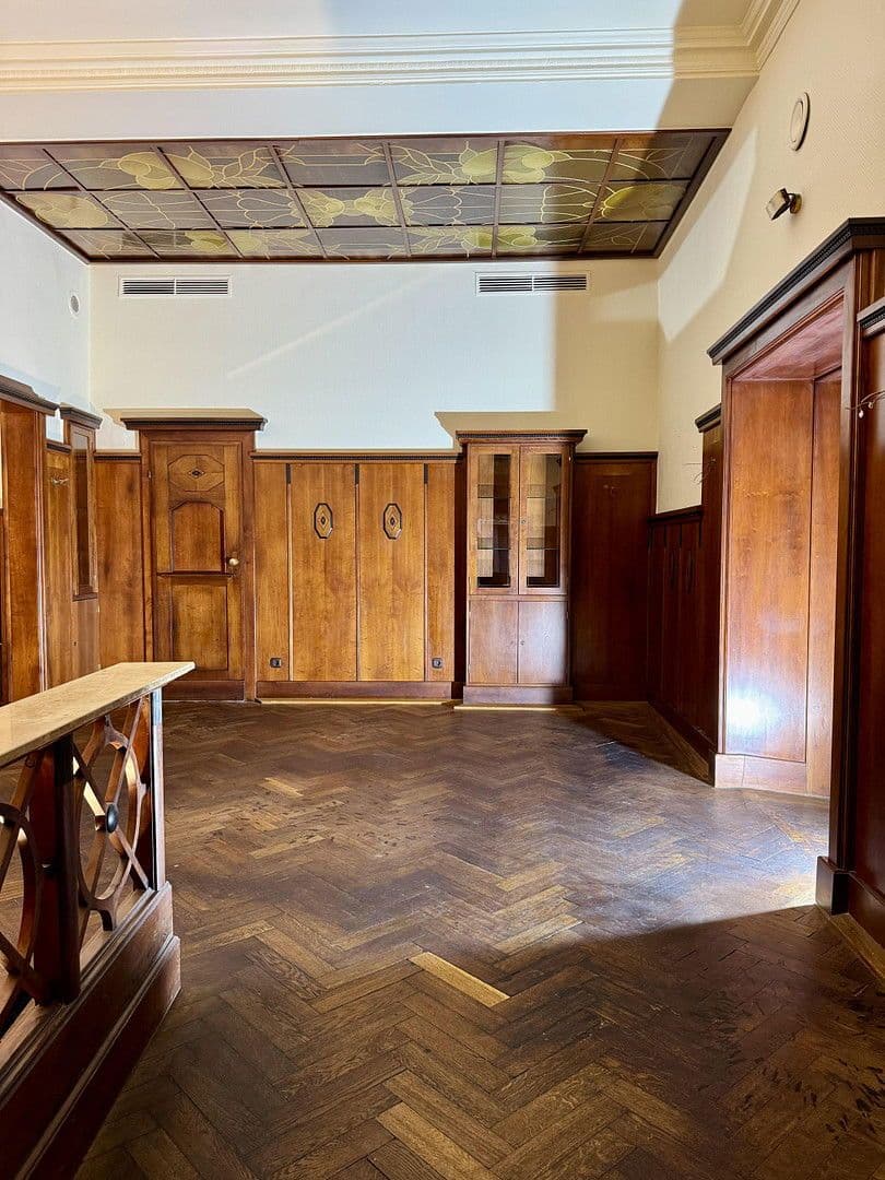 Prenájom nebytového priestoru 290 m², Bochumer Straße 36, Essen, Severné Porýnie - Westfálsko Prenájom nebytového priestoru 290 m², Bochumer Straße 36, Essen, Severné Porýnie - Westfálsko