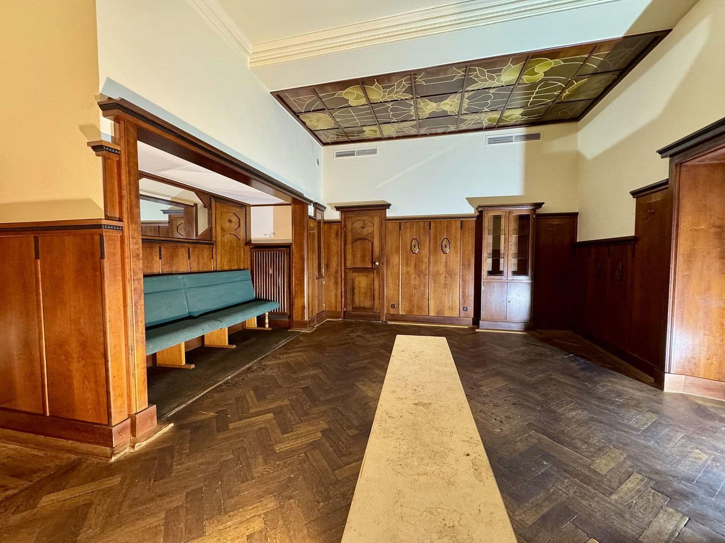 Prenájom nebytového priestoru 290 m², Bochumer Straße 36, Essen, Severné Porýnie - Westfálsko Prenájom nebytového priestoru 290 m², Bochumer Straße 36, Essen, Severné Porýnie - Westfálsko