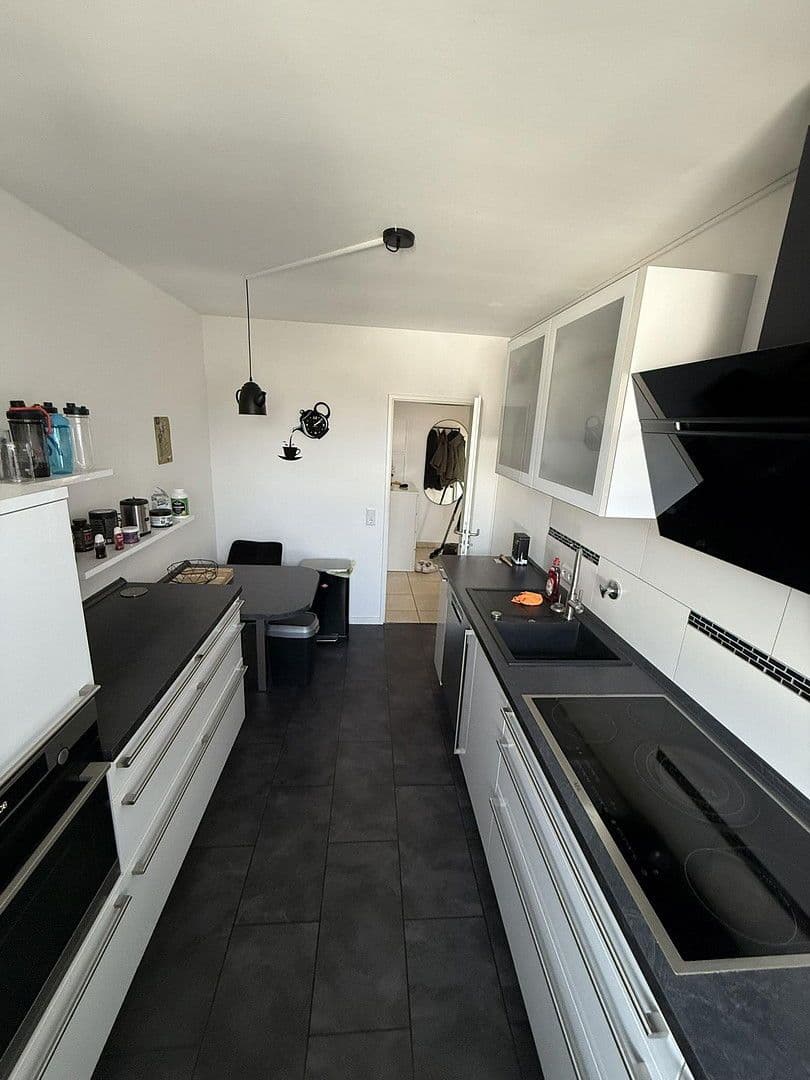 Prenájom bytu 2-izbový 65 m², Hagdornstr. 62, Hilden, Severné Porýnie - Westfálsko Prenájom bytu 2-izbový 65 m², Hagdornstr. 62, Hilden, Severné Porýnie - Westfálsko