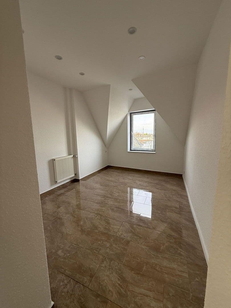 Prenájom bytu 3-izbový 80 m², Altstadtstraße 25, Leverkusen, Severné Porýnie - Westfálsko Prenájom bytu 3-izbový 80 m², Altstadtstraße 25, Leverkusen, Severné Porýnie - Westfálsko