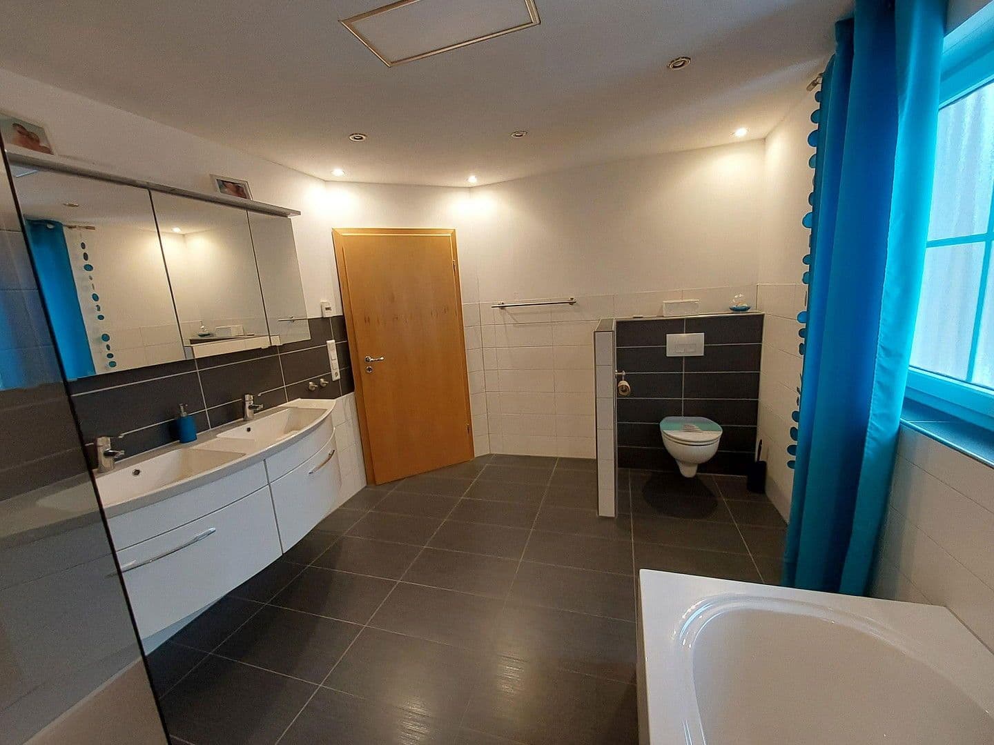 Predaj domu 179 m², pozemek 724 m², Reckendorf, Bavorsko Predaj domu 179 m², pozemek 724 m², Reckendorf, Bavorsko