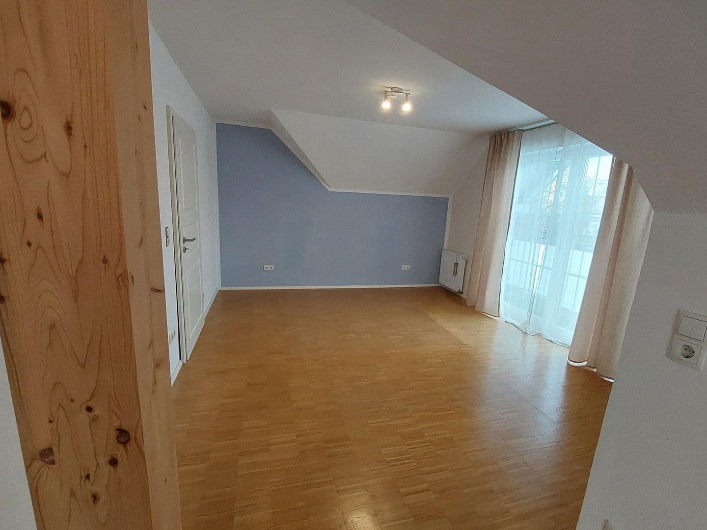 Predaj domu 179 m², pozemek 724 m², Reckendorf, Bavorsko Predaj domu 179 m², pozemek 724 m², Reckendorf, Bavorsko
