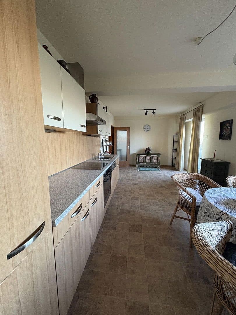 Prenájom bytu 3-izbový 98 m², Ermreus 28, Kunreuth, Bavorsko Prenájom bytu 3-izbový 98 m², Ermreus 28, Kunreuth, Bavorsko