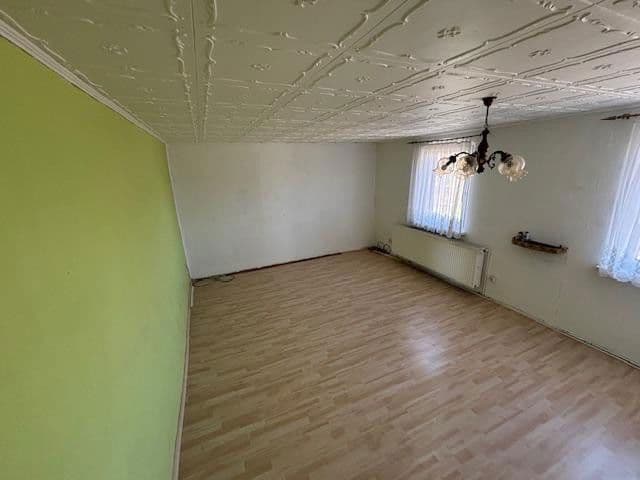 Predaj domu 187 m², pozemek 740 m², Bergstraße 6, Wurzen, Sasko Predaj domu 187 m², pozemek 740 m², Bergstraße 6, Wurzen, Sasko