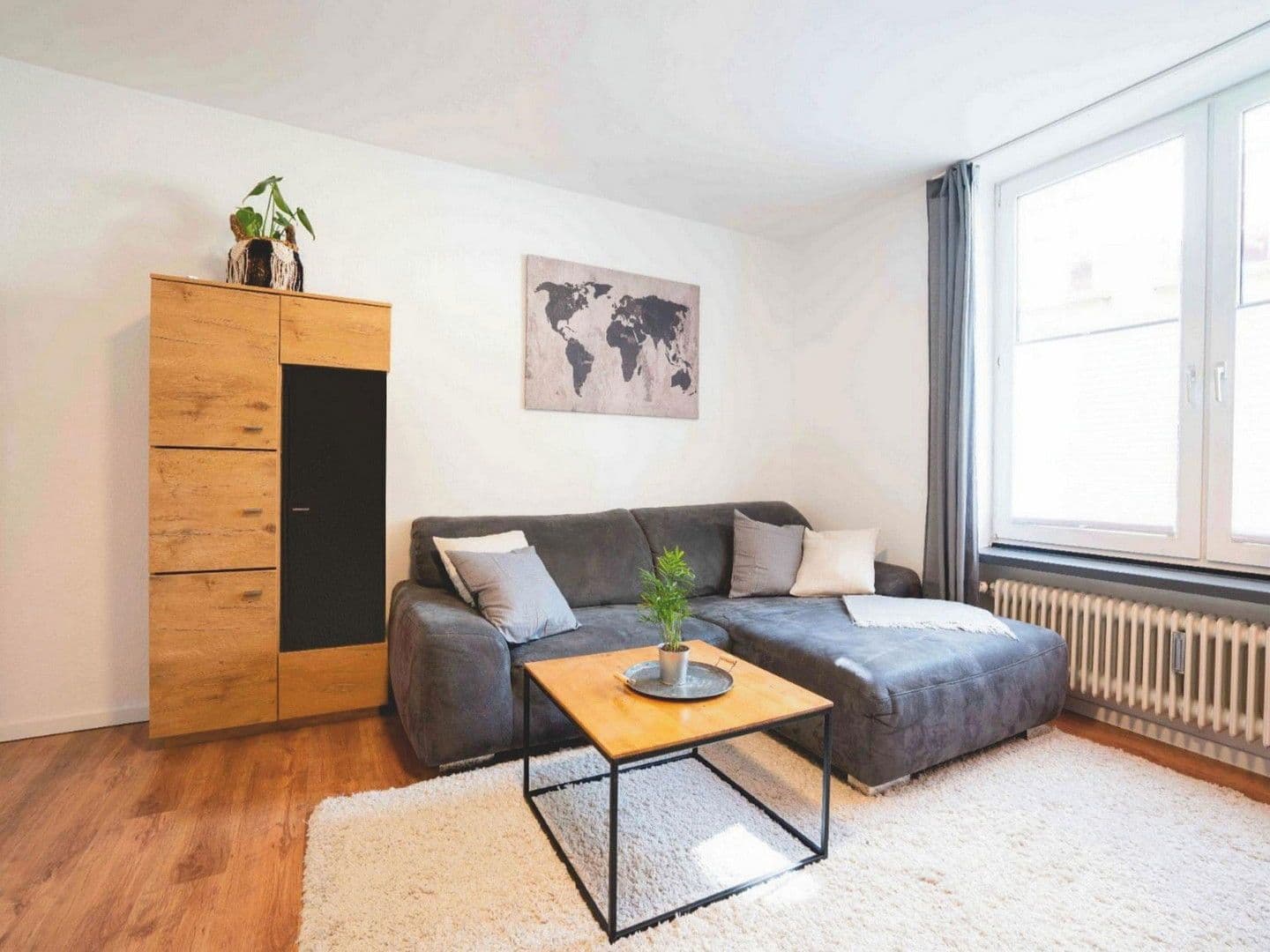 Prenájom bytu 2-izbový 69 m², Augsburg, Bavorsko Prenájom bytu 2-izbový 69 m², Augsburg, Bavorsko