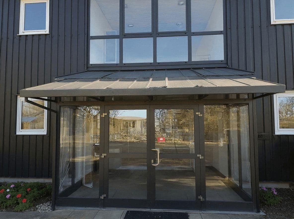 Prenájom nebytového priestoru 5.000 m², Stuhr, Dolné Sasko Prenájom nebytového priestoru 5.000 m², Stuhr, Dolné Sasko