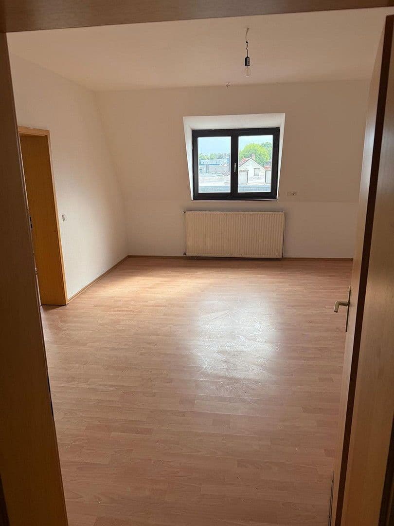 Prenájom bytu 2-izbový 80 m², Bochum, Severné Porýnie - Westfálsko Prenájom bytu 2-izbový 80 m², Bochum, Severné Porýnie - Westfálsko