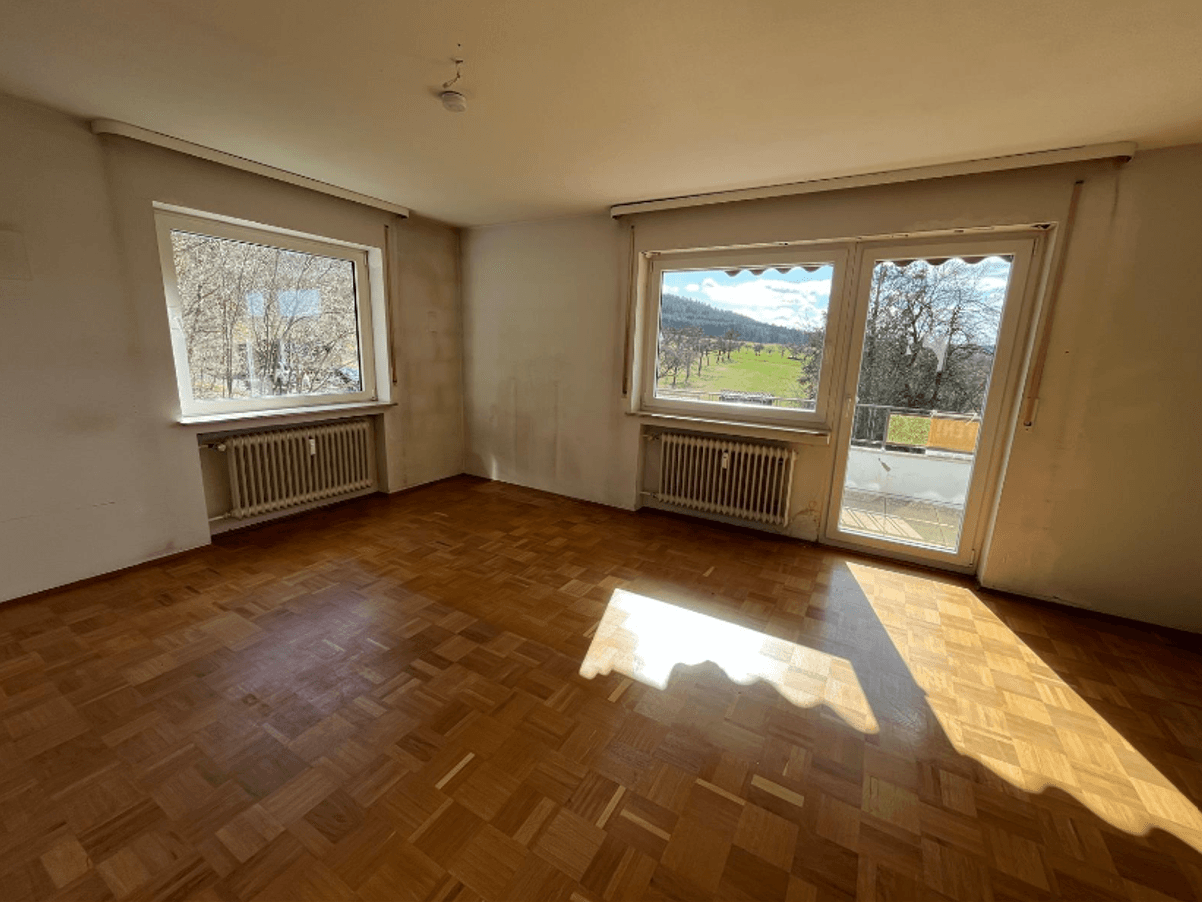 Predaj domu 240 m², pozemek 910 m², Kapellenweg 13, Deißlingen, Bádensko-Wurttembersko Predaj domu 240 m², pozemek 910 m², Kapellenweg 13, Deißlingen, Bádensko-Wurttembersko