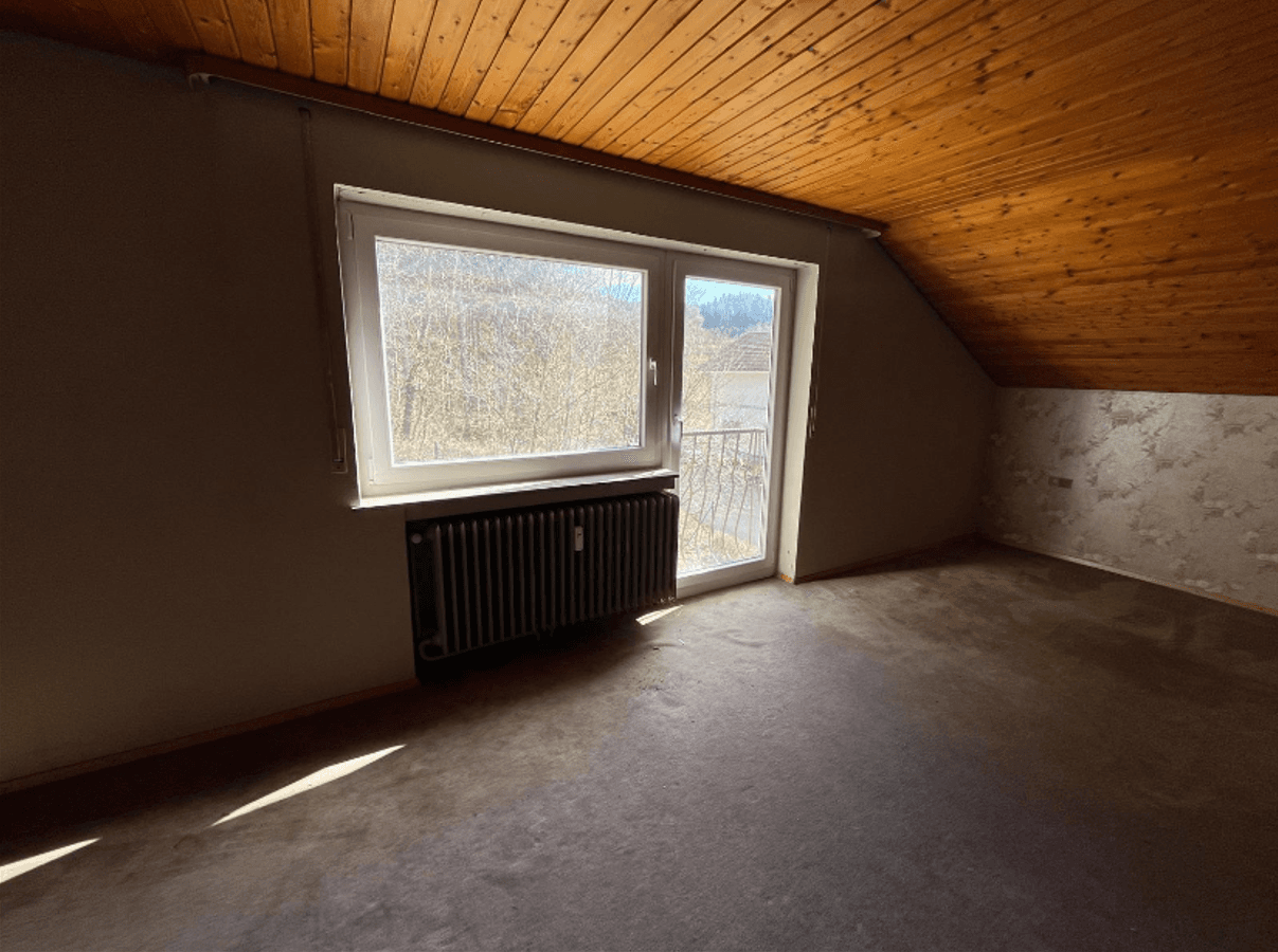 Predaj domu 240 m², pozemek 910 m², Kapellenweg 13, Deißlingen, Bádensko-Wurttembersko Predaj domu 240 m², pozemek 910 m², Kapellenweg 13, Deißlingen, Bádensko-Wurttembersko