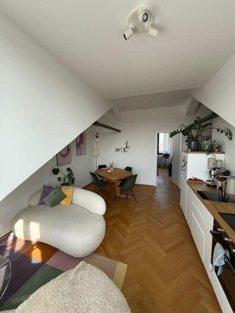 Prenájom bytu 2-izbový 52 m², Ludwigstraße 156, Offenbach, Hesensko Prenájom bytu 2-izbový 52 m², Ludwigstraße 156, Offenbach, Hesensko