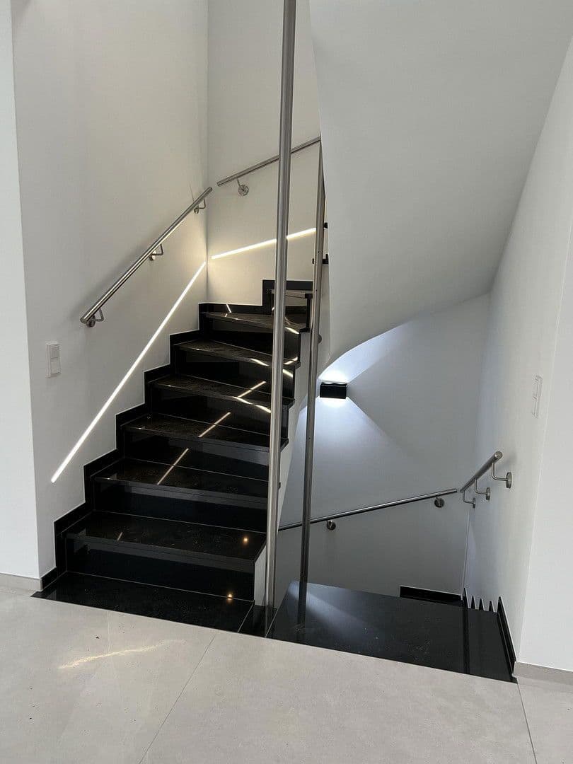 Predaj domu 170 m², pozemek 486 m², Bad Kreuznach, Porýnie-Falcko Predaj domu 170 m², pozemek 486 m², Bad Kreuznach, Porýnie-Falcko