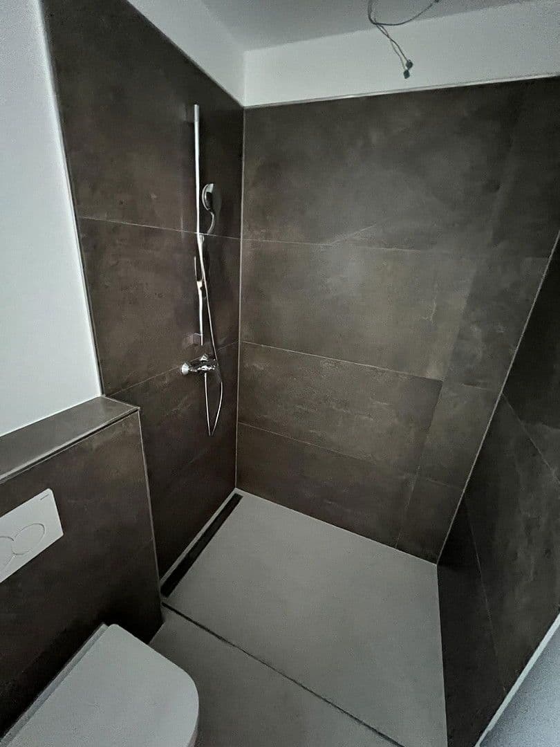 Predaj domu 170 m², pozemek 486 m², Bad Kreuznach, Porýnie-Falcko Predaj domu 170 m², pozemek 486 m², Bad Kreuznach, Porýnie-Falcko