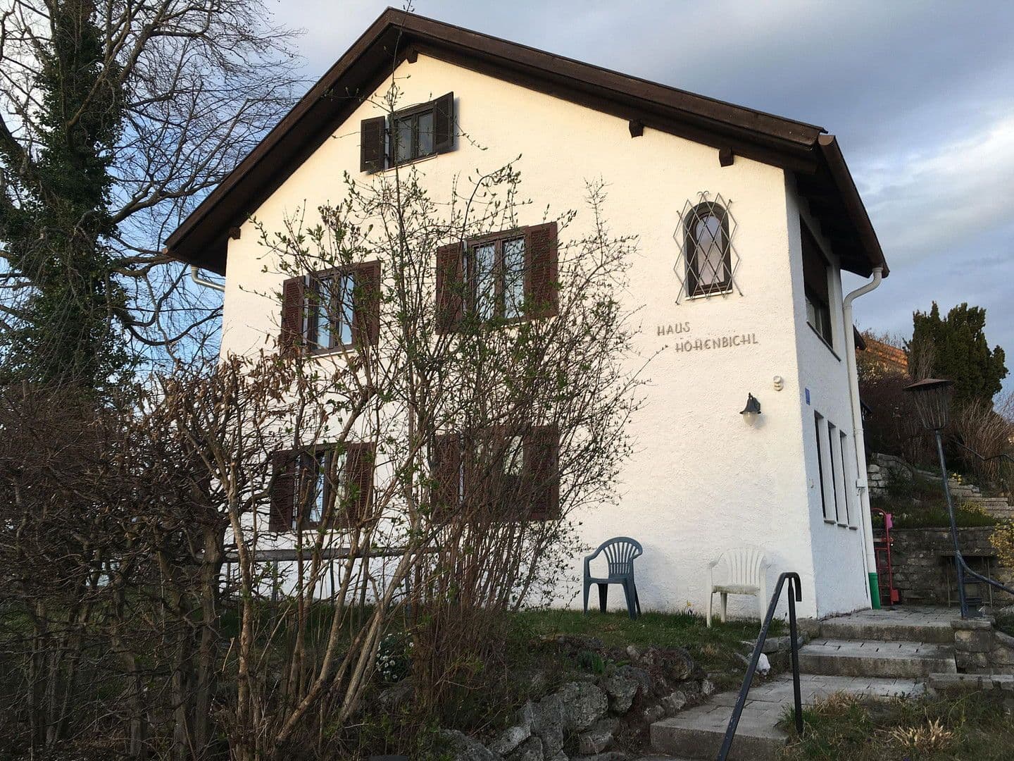 Predaj domu 150 m², pozemek 1.081 m², Am Osterbichl 1, Murnau am Staffelsee, Bavorsko Predaj domu 150 m², pozemek 1.081 m², Am Osterbichl 1, Murnau am Staffelsee, Bavorsko