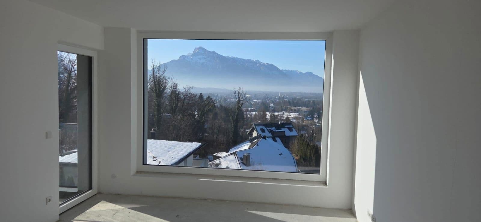 Predaj domu 386 m², pozemek 1.295 m², Salzburg, Salzbursko Predaj domu 386 m², pozemek 1.295 m², Salzburg, Salzbursko
