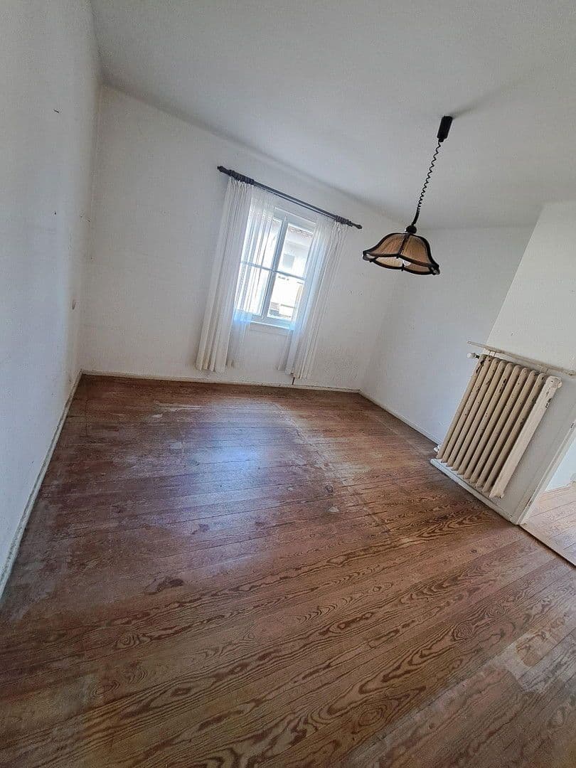 Predaj domu 120 m², pozemek 544 m², Lateinschulgasse 2, Grünstadt, Porýnie-Falcko Predaj domu 120 m², pozemek 544 m², Lateinschulgasse 2, Grünstadt, Porýnie-Falcko
