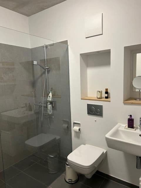 Prenájom bytu 2-izbový 55 m², Herzogstraße 79a, Düsseldorf, Severné Porýnie - Westfálsko Prenájom bytu 2-izbový 55 m², Herzogstraße 79a, Düsseldorf, Severné Porýnie - Westfálsko