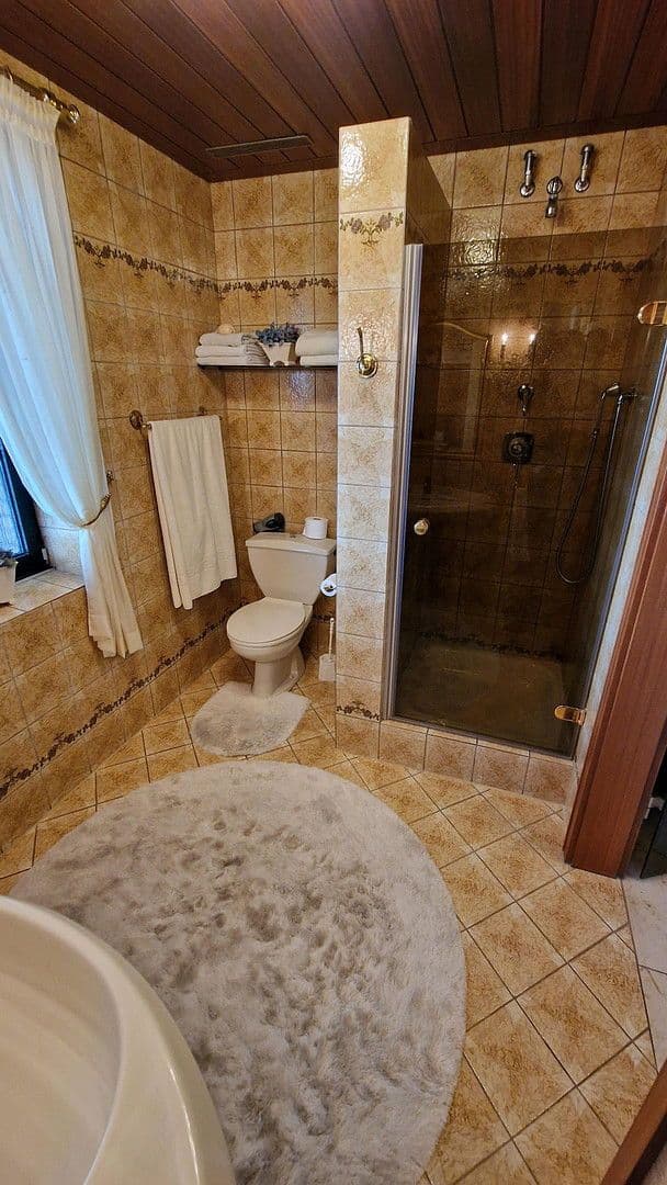 Predaj domu 184 m², pozemek 1.045 m², Königswinter, Severné Porýnie - Westfálsko Predaj domu 184 m², pozemek 1.045 m², Königswinter, Severné Porýnie - Westfálsko