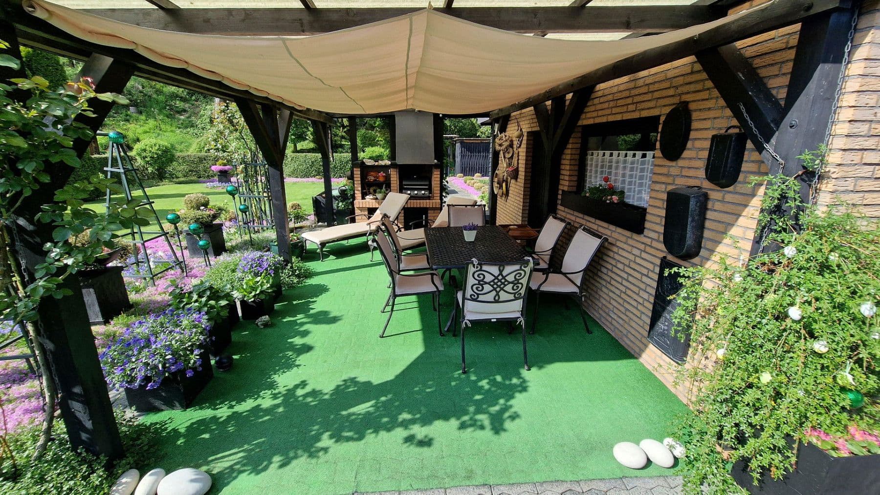 Predaj domu 184 m², pozemek 1.045 m², Königswinter, Severné Porýnie - Westfálsko Predaj domu 184 m², pozemek 1.045 m², Königswinter, Severné Porýnie - Westfálsko