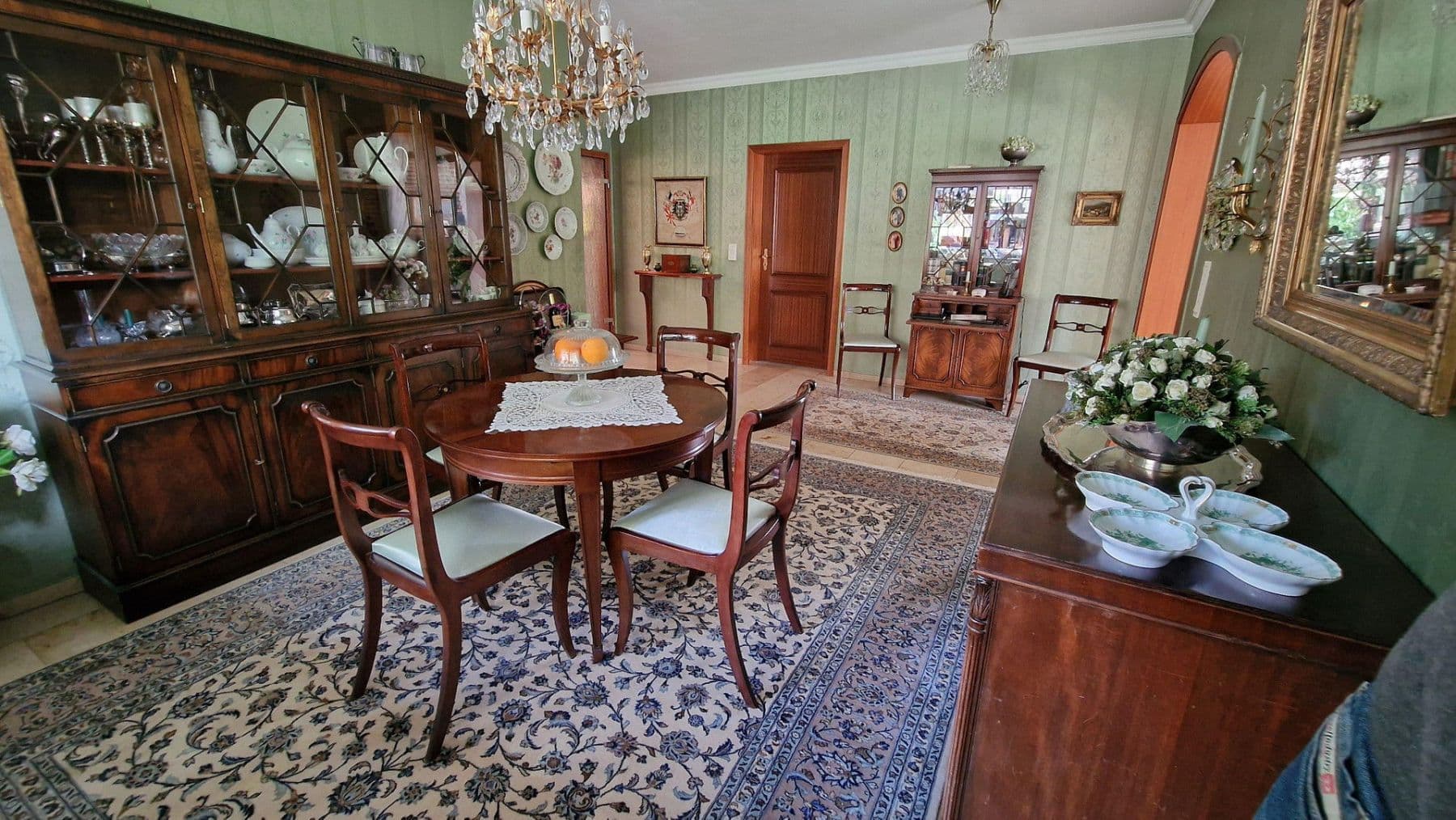 Predaj domu 184 m², pozemek 1.045 m², Königswinter, Severné Porýnie - Westfálsko Predaj domu 184 m², pozemek 1.045 m², Königswinter, Severné Porýnie - Westfálsko