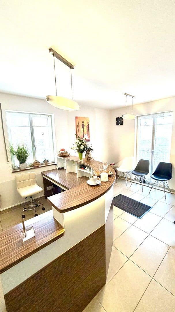 Predaj domu 237 m², pozemek 1.029 m², Osterhofen, Bavorsko Predaj domu 237 m², pozemek 1.029 m², Osterhofen, Bavorsko