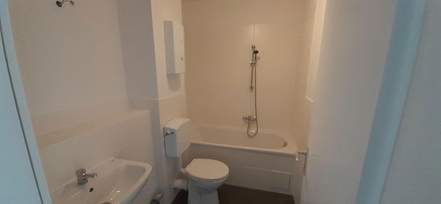 Prenájom bytu 2-izbový 74 m², Am Diebsgraben 6, Müncheberg, Brandenbursko Prenájom bytu 2-izbový 74 m², Am Diebsgraben 6, Müncheberg, Brandenbursko