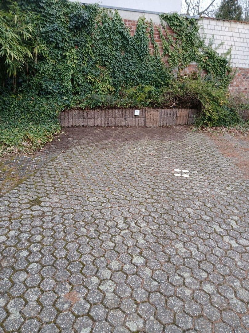 Prenájom bytu 2-izbový 55 m², Brühler Straße 237, Köln, Severné Porýnie - Westfálsko Prenájom bytu 2-izbový 55 m², Brühler Straße 237, Köln, Severné Porýnie - Westfálsko