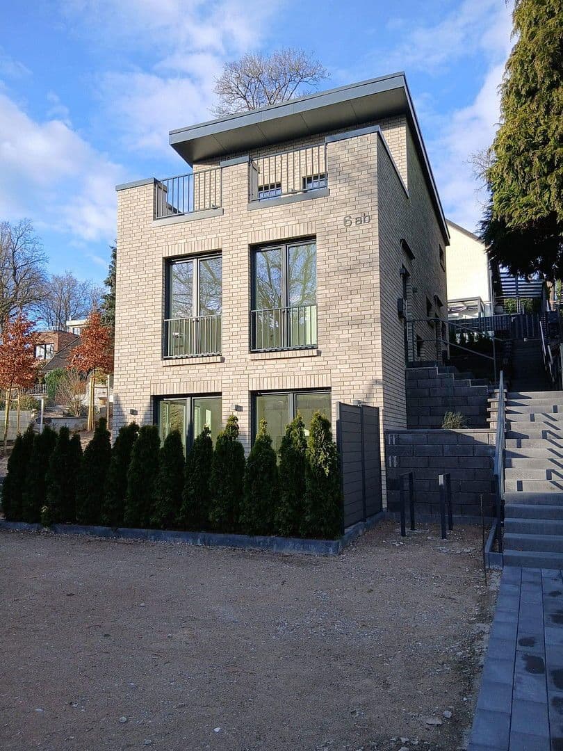 Prenájom bytu 2-izbový 69 m², Hamburg, Hamburg Prenájom bytu 2-izbový 69 m², Hamburg, Hamburg