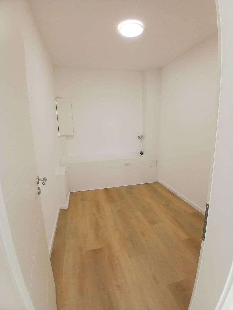 Prenájom bytu 2-izbový 75 m², Hamburg, Hamburg Prenájom bytu 2-izbový 75 m², Hamburg, Hamburg