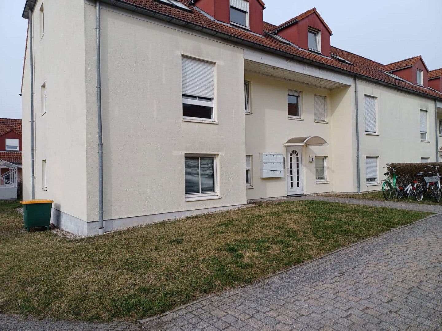 Prenájom bytu 2-izbový 60 m², Bergstraße 7, Mittenwalde, Brandenbursko Prenájom bytu 2-izbový 60 m², Bergstraße 7, Mittenwalde, Brandenbursko