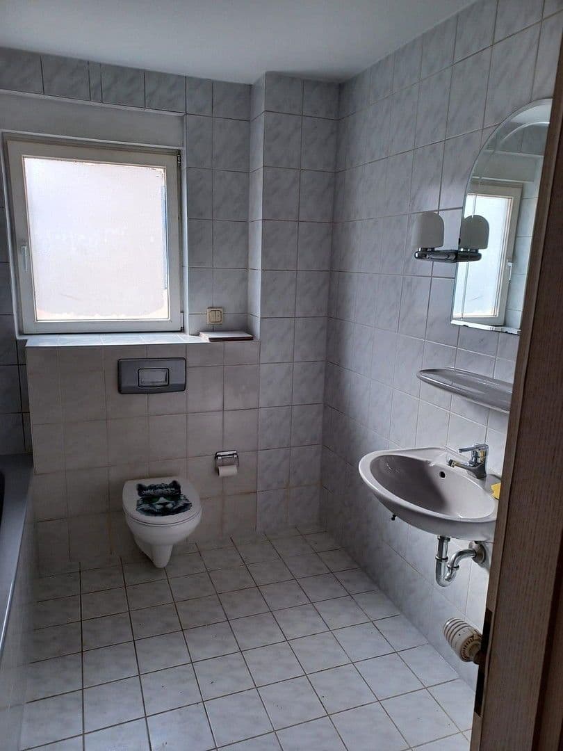 Prenájom bytu 2-izbový 60 m², Bergstraße 7, Mittenwalde, Brandenbursko Prenájom bytu 2-izbový 60 m², Bergstraße 7, Mittenwalde, Brandenbursko