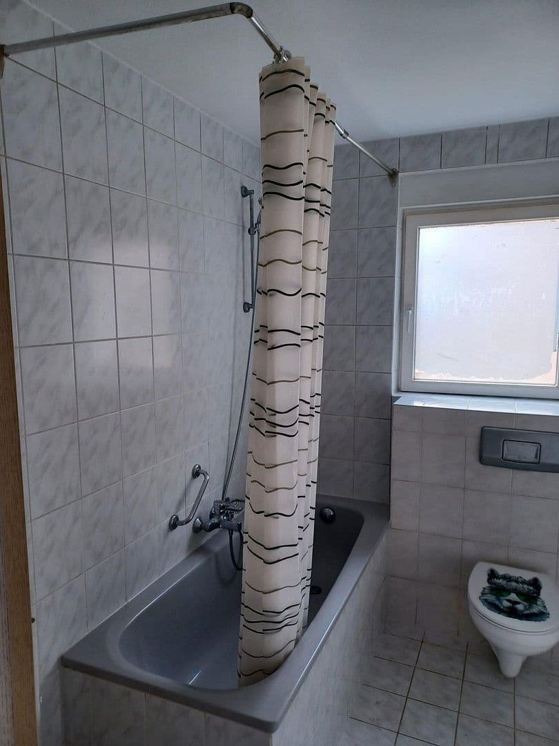 Prenájom bytu 2-izbový 60 m², Bergstraße 7, Mittenwalde, Brandenbursko Prenájom bytu 2-izbový 60 m², Bergstraße 7, Mittenwalde, Brandenbursko