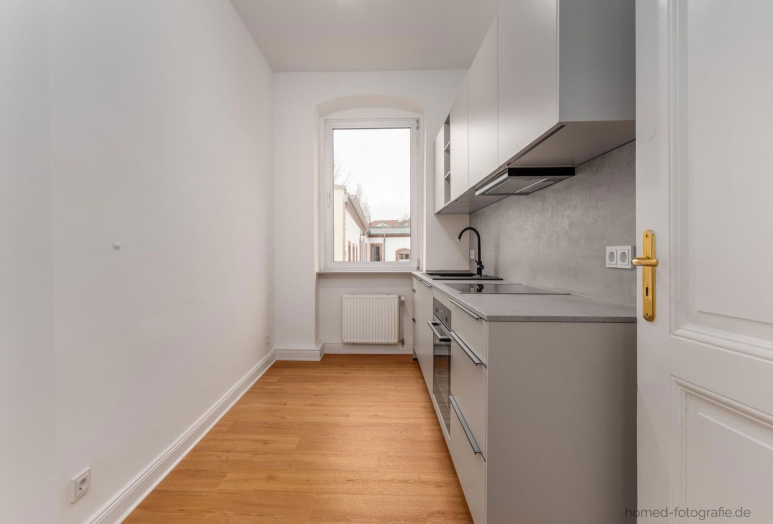 Prenájom bytu 4-izbový 87 m², Schönwalder Str., Berlin, Berlín Prenájom bytu 4-izbový 87 m², Schönwalder Str., Berlin, Berlín