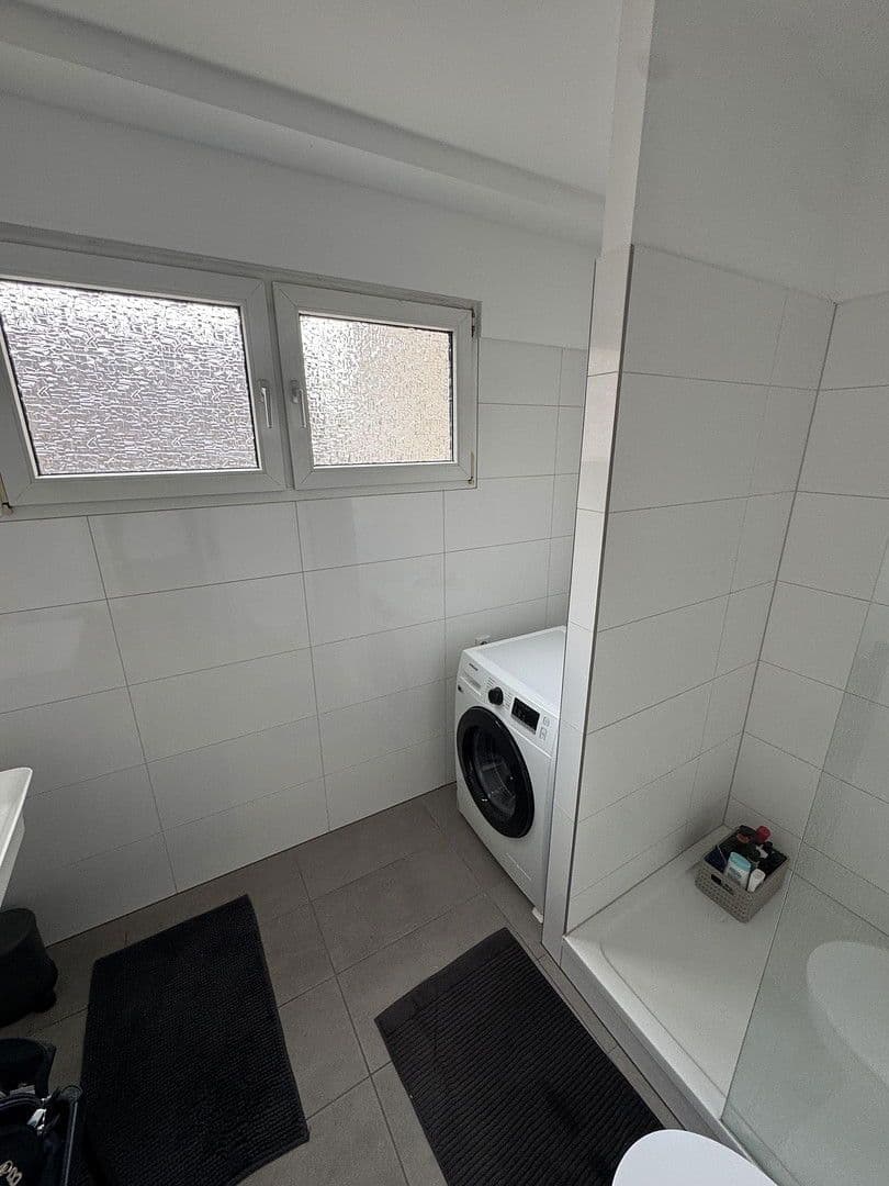 Prenájom bytu 1-izbový 23 m², Corneliusstraße 88, Düsseldorf, Severné Porýnie - Westfálsko Prenájom bytu 1-izbový 23 m², Corneliusstraße 88, Düsseldorf, Severné Porýnie - Westfálsko