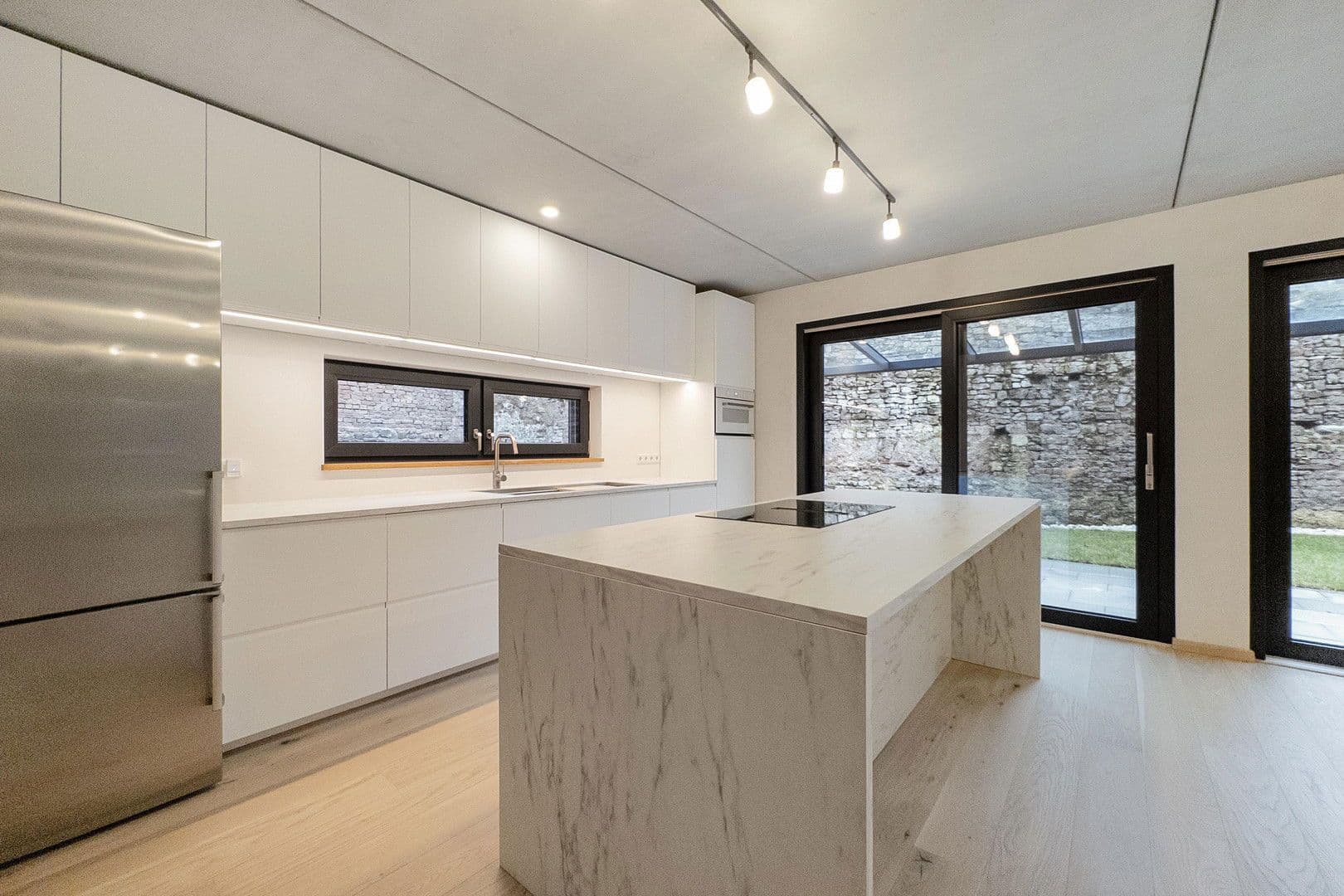 Predaj domu 215 m², pozemek 281 m², Würzburg, Bavorsko Predaj domu 215 m², pozemek 281 m², Würzburg, Bavorsko