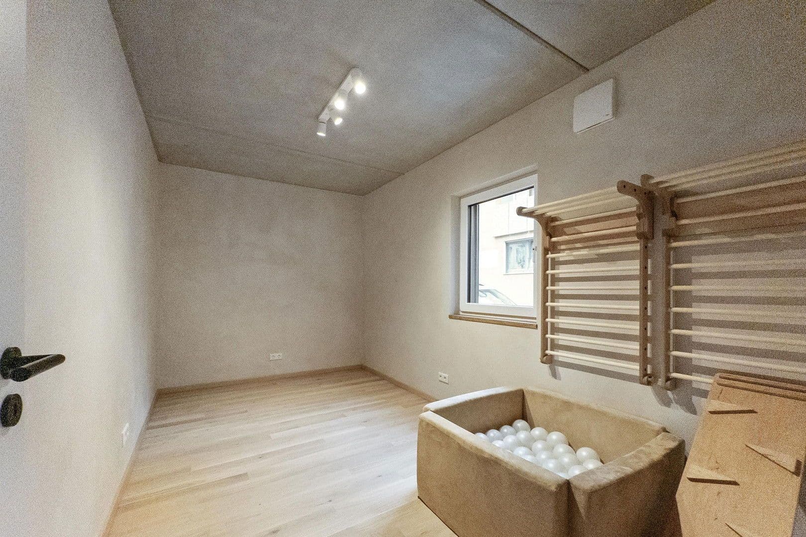 Predaj domu 215 m², pozemek 281 m², Würzburg, Bavorsko Predaj domu 215 m², pozemek 281 m², Würzburg, Bavorsko